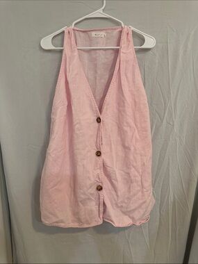 Sleeveless Pink Button-Front Women’s Top